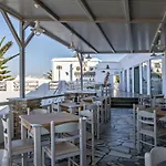 Porto Raphael Residences & Suites 